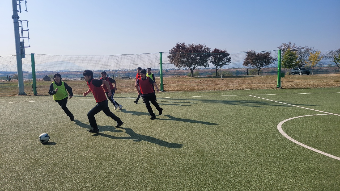 KakaoTalk_20221107_172143052_07.jpg