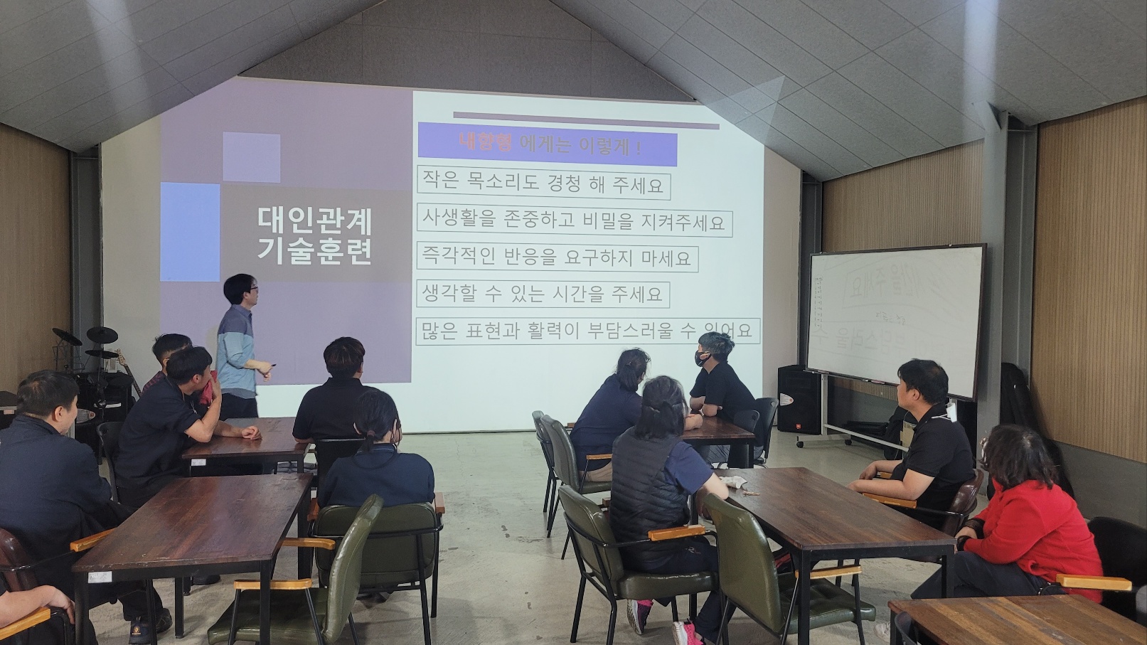 KakaoTalk_20230413_100728725_01.jpg
