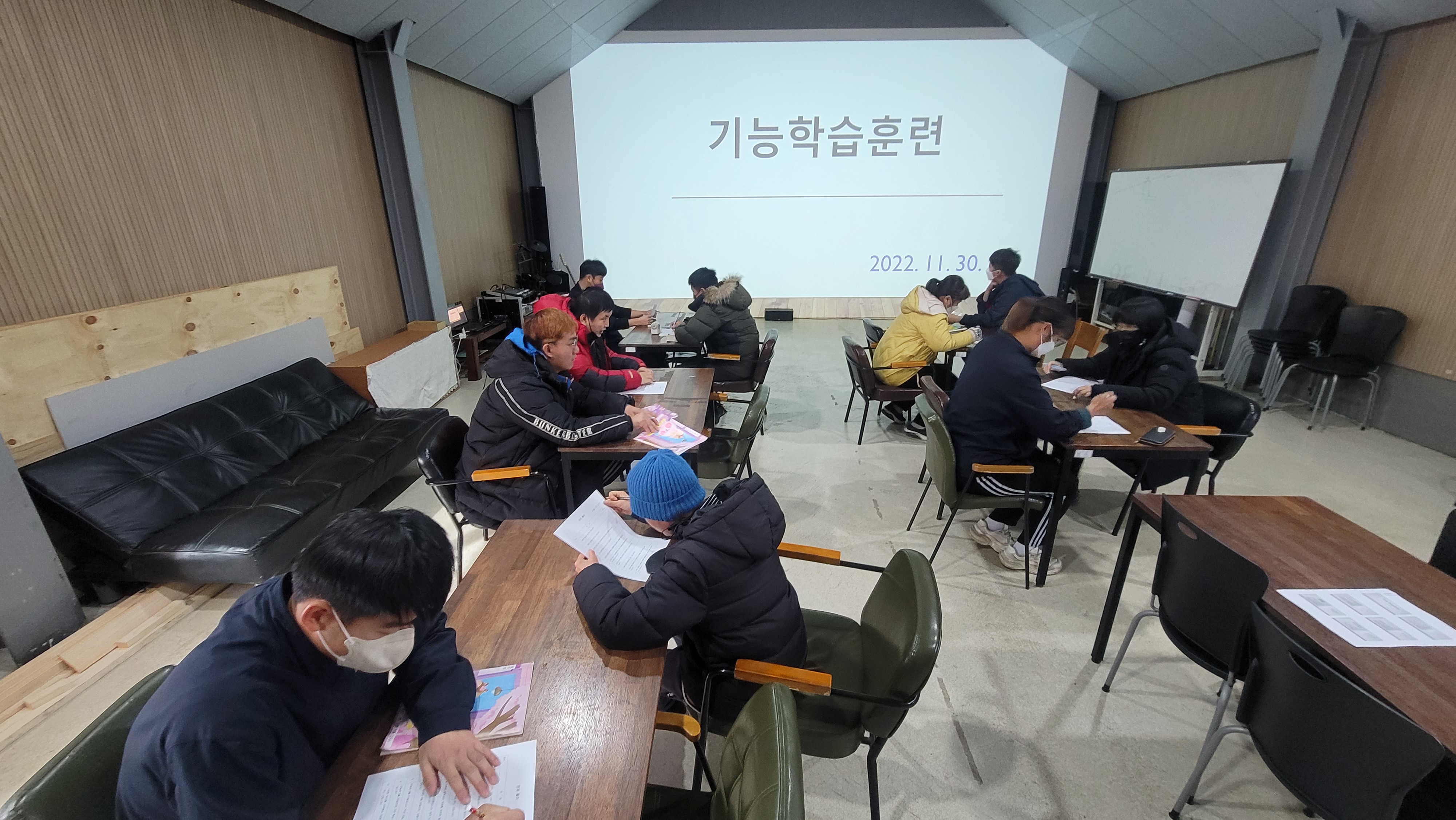 KakaoTalk_20221130_113709007_08.jpg