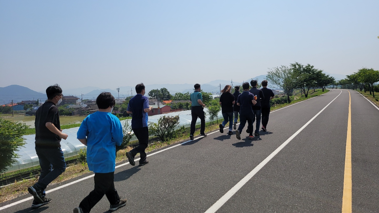 KakaoTalk_20210608_182615271_08.jpg