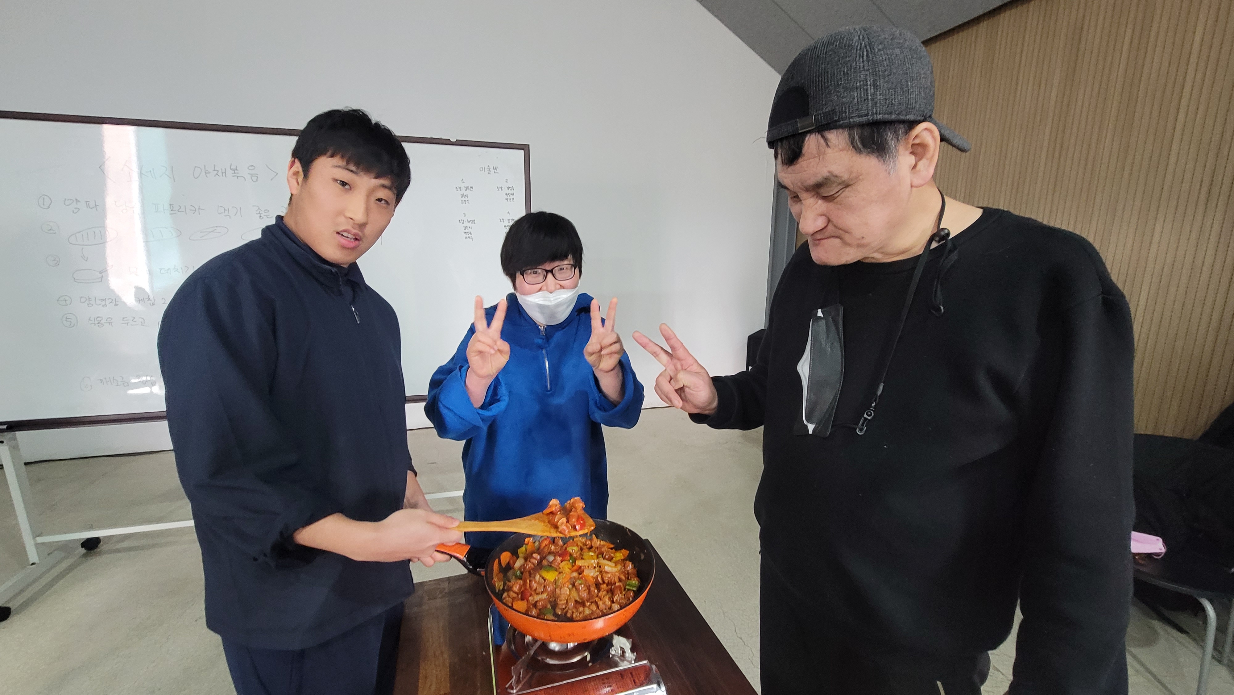 KakaoTalk_20230216_131055667_02.jpg
