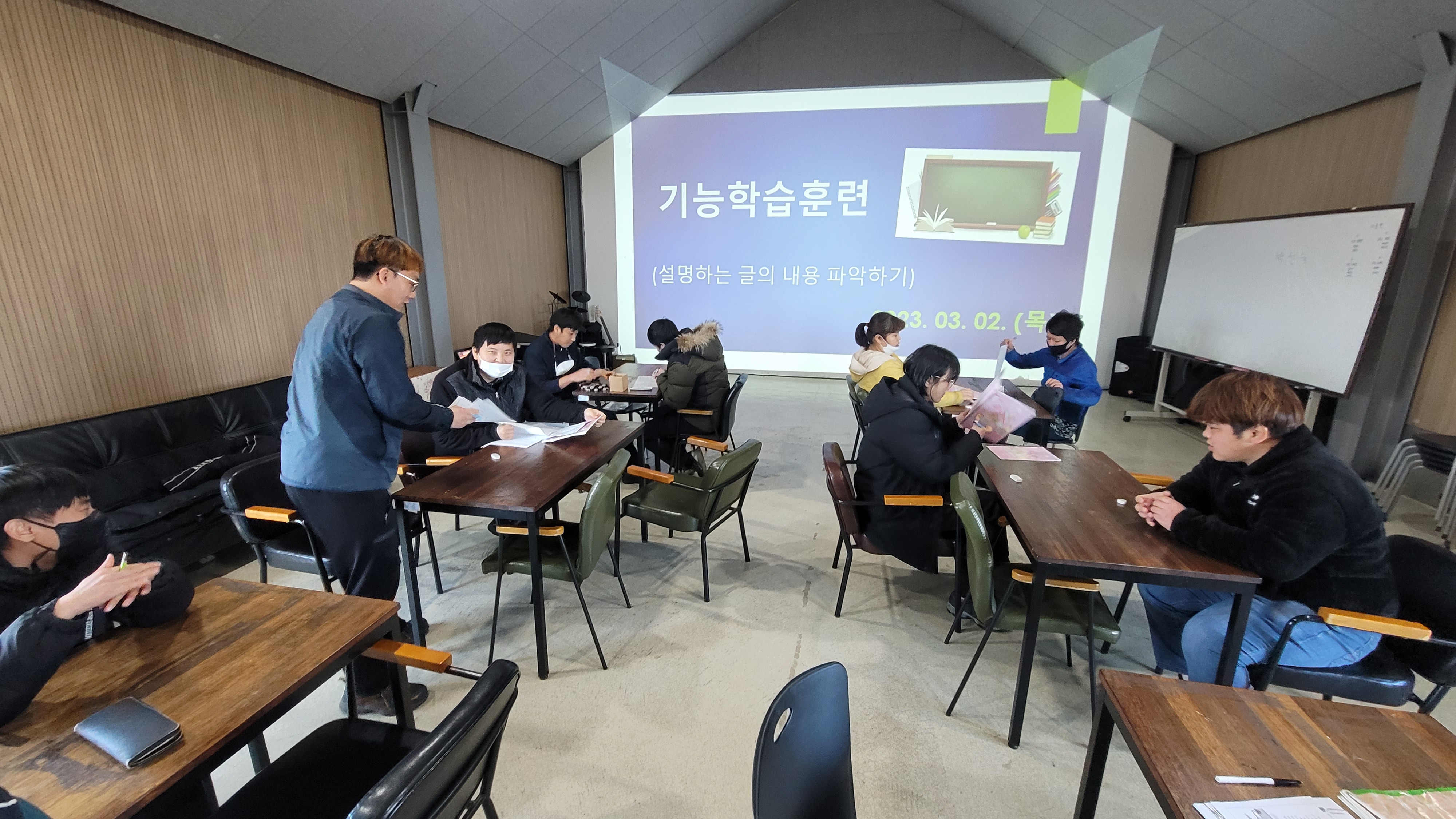 KakaoTalk_20230302_122140835_07.jpg