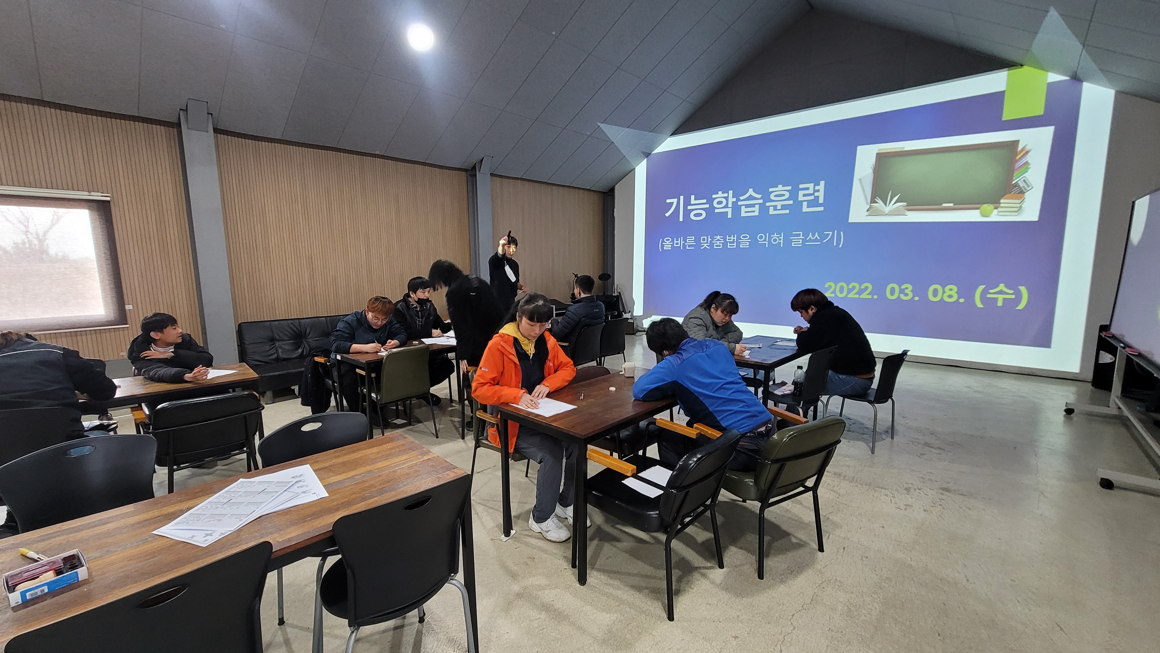 KakaoTalk_20230308_113821950_05.jpg