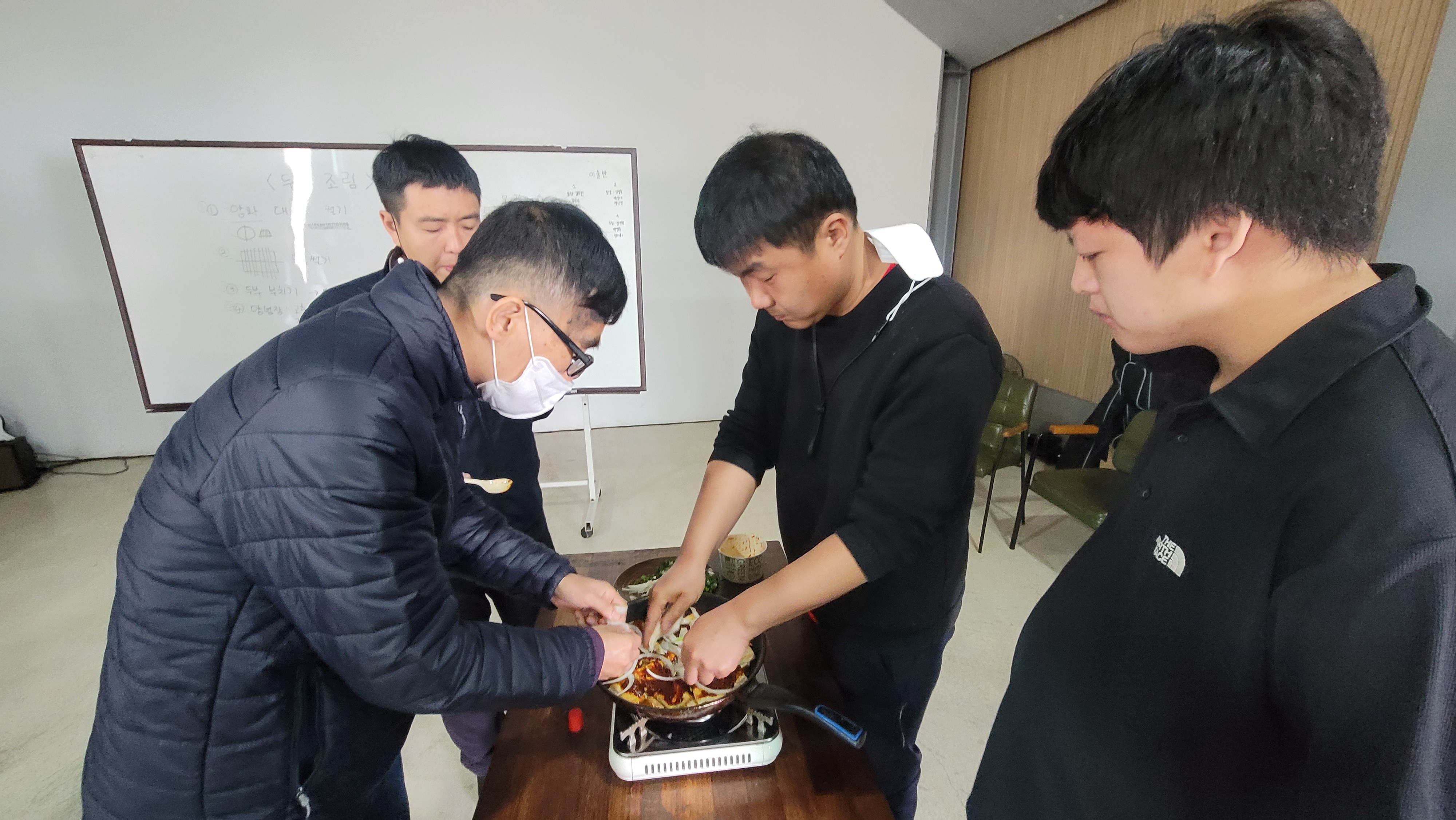 KakaoTalk_20230316_120906068_05.jpg