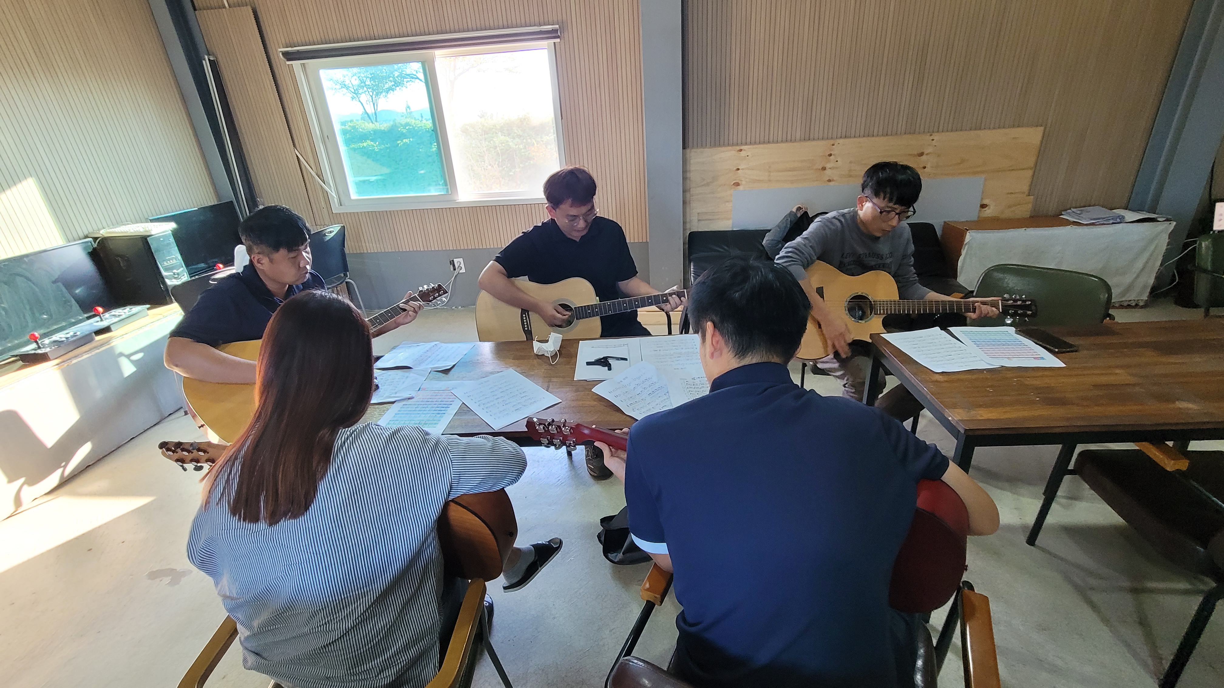 KakaoTalk_20221011_172310334_06.jpg