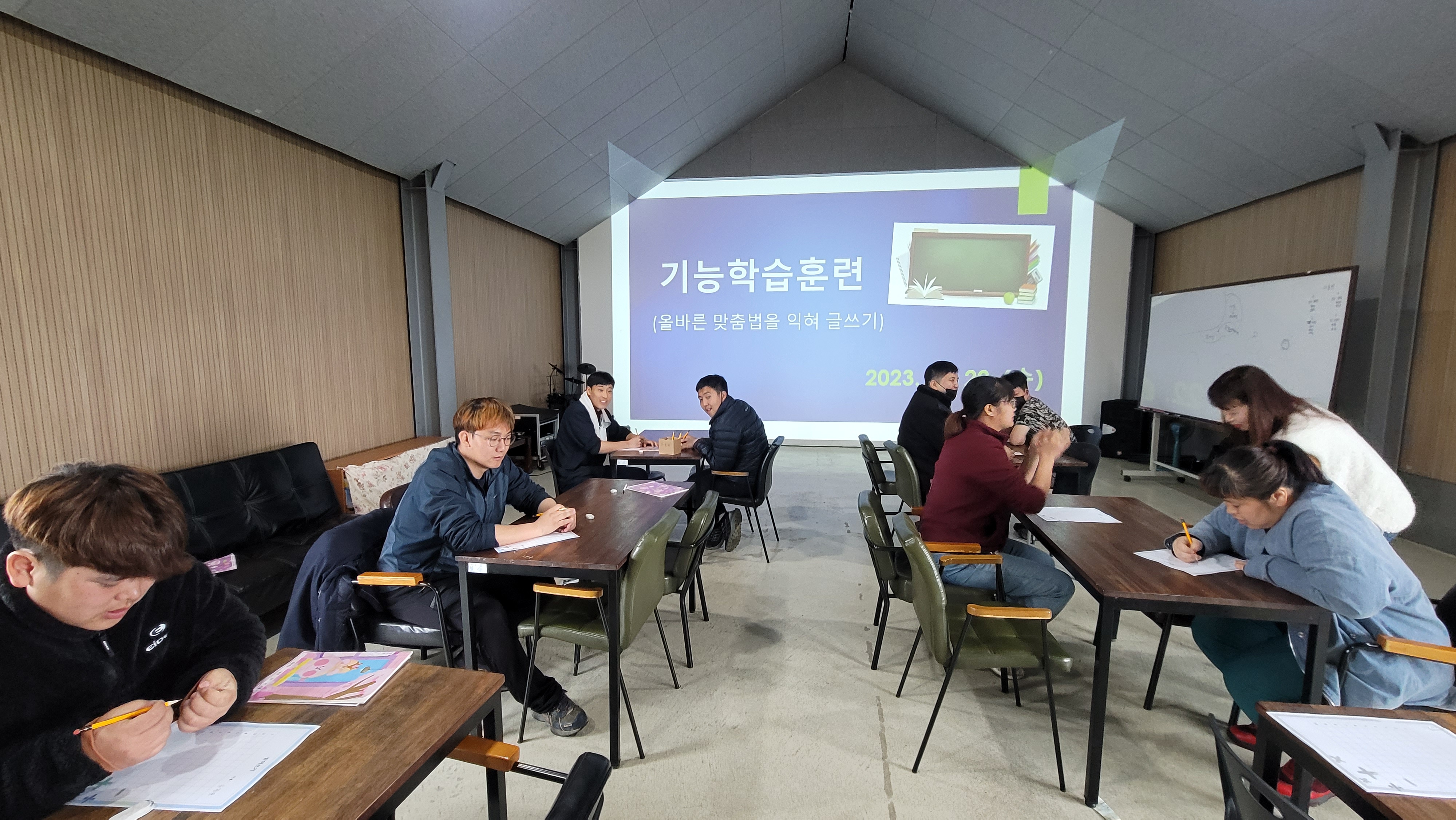 KakaoTalk_20230322_114242607_13.jpg