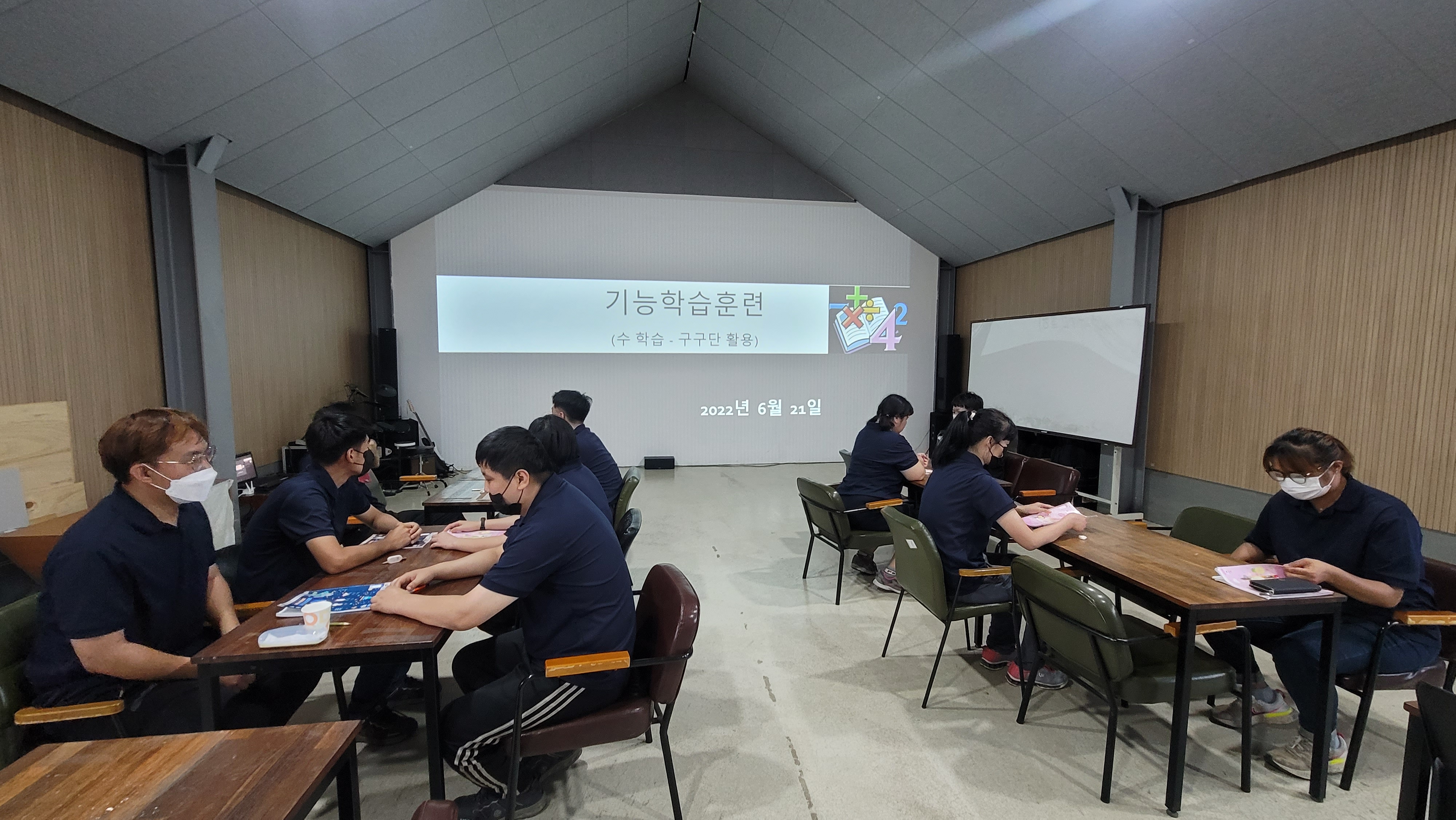 KakaoTalk_20220621_113300752_08.jpg