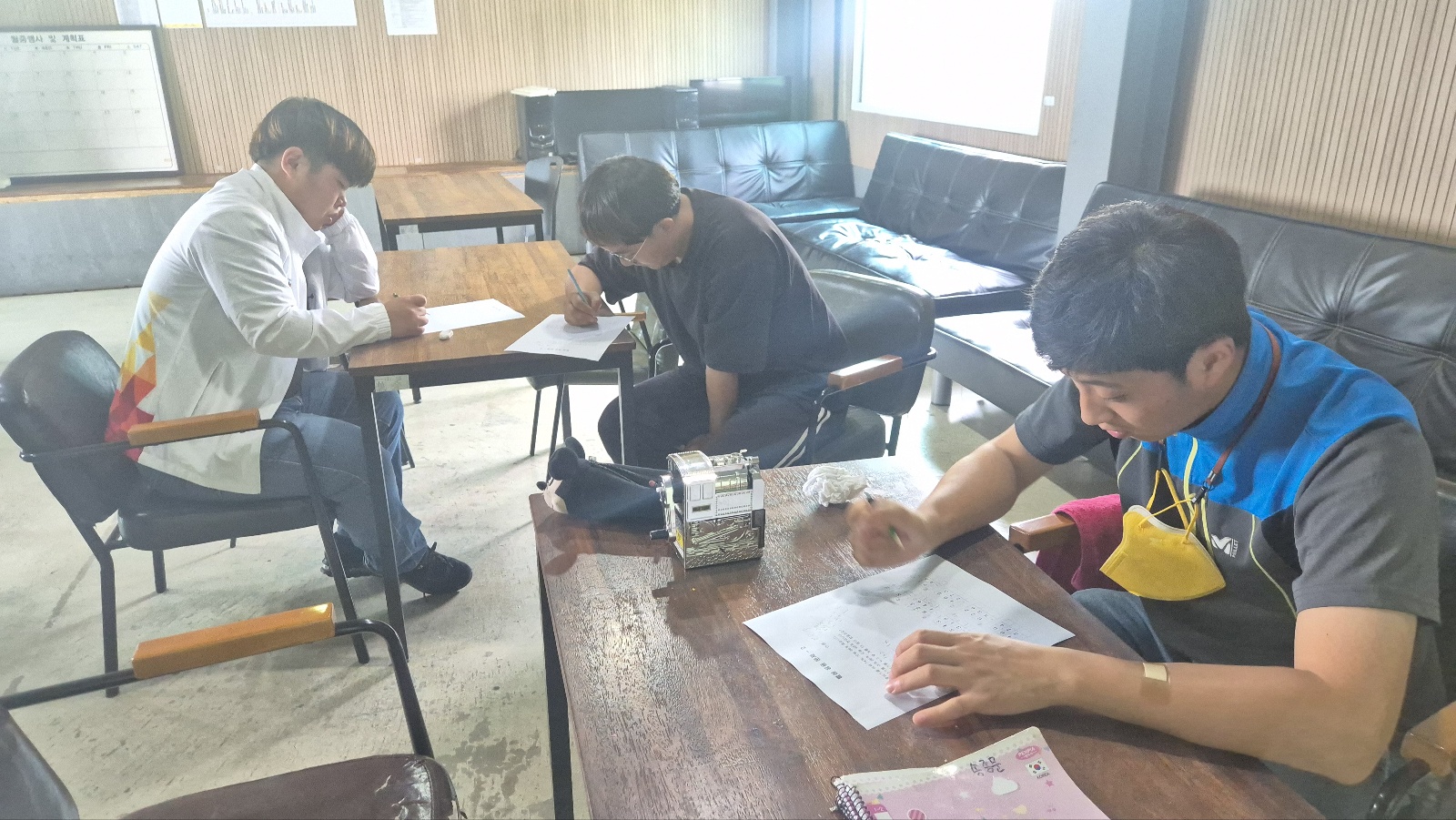 KakaoTalk_20250527_115339874_03.jpg